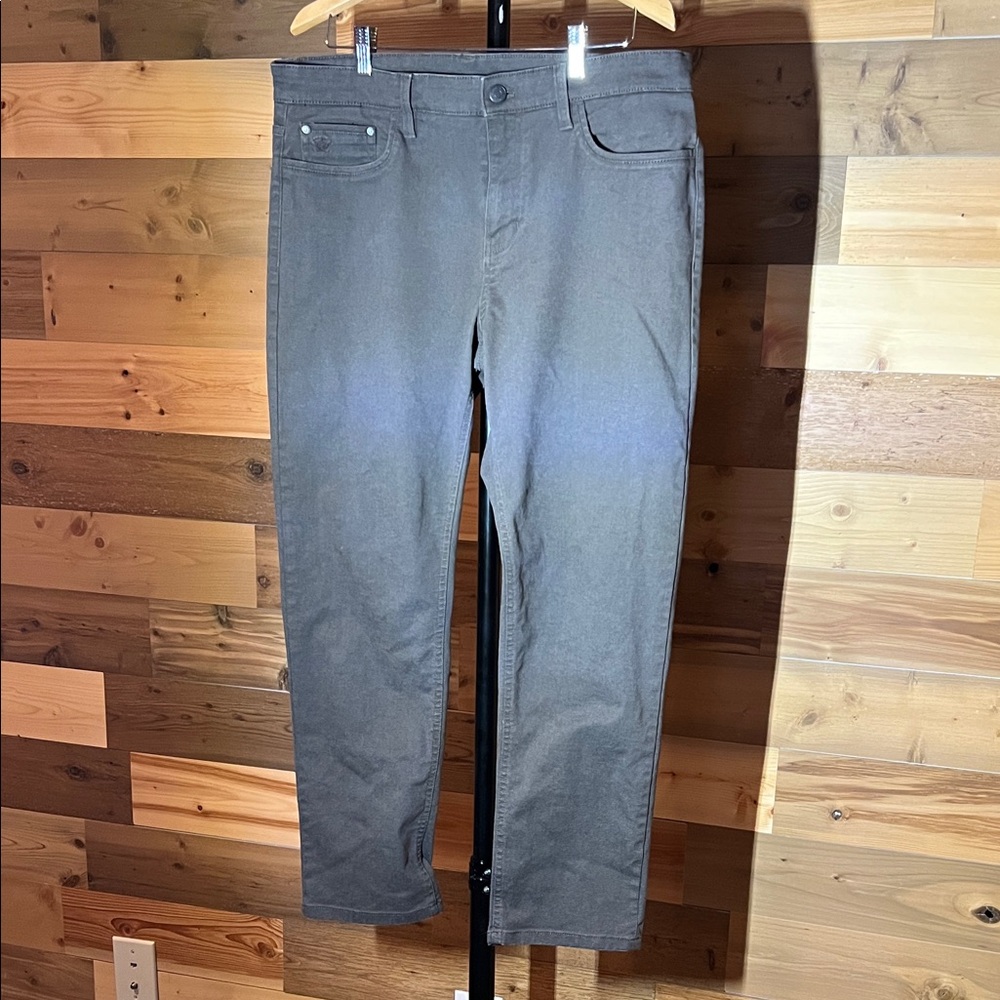 English Laundry Men's Charcoal Straight Jeans